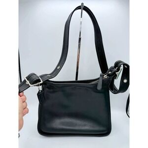 Coach Vintage Legacy Zip Black Glove tanned Leather Shoulder Bag  9966